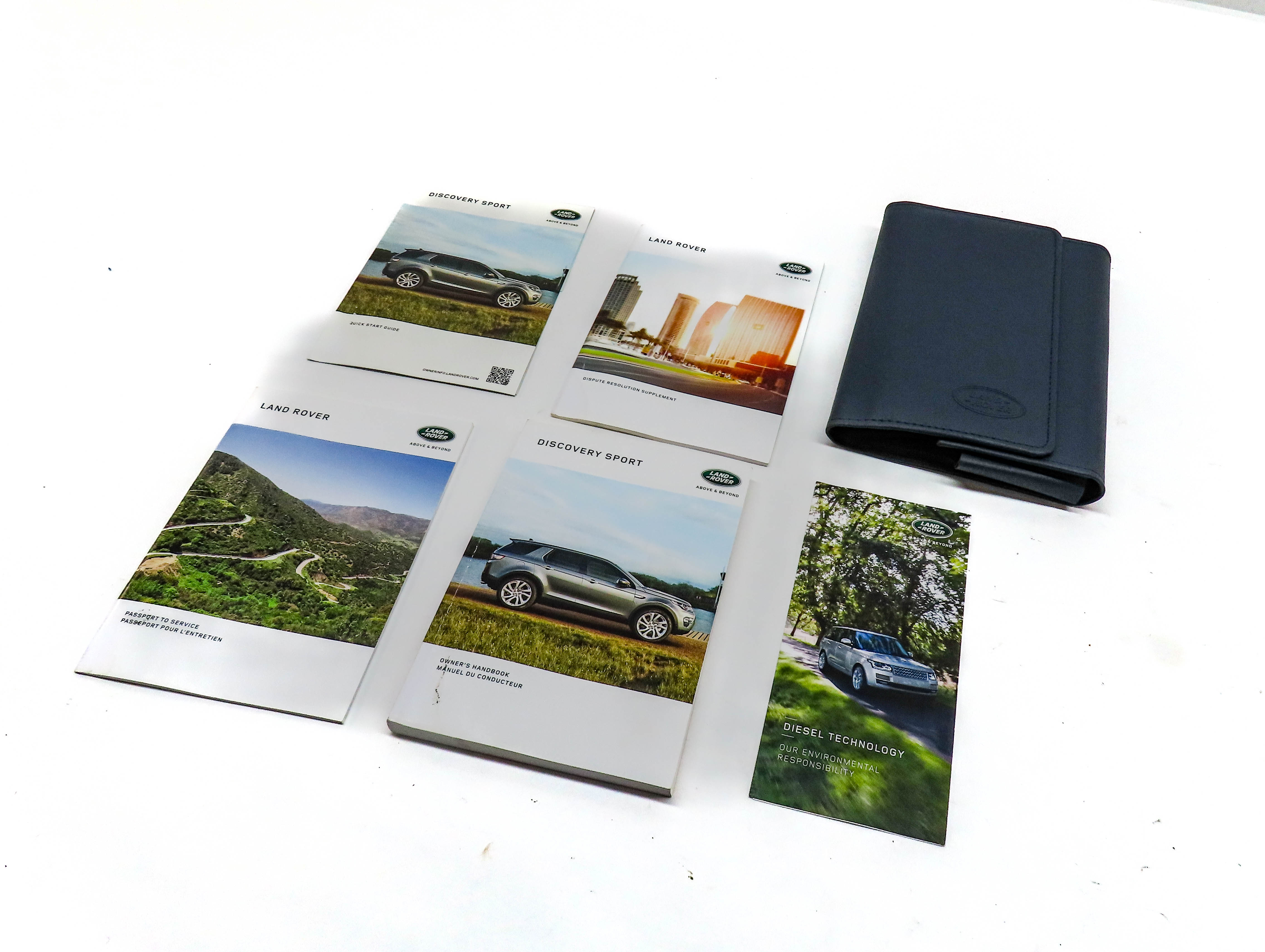 2017 LAND ROVER DISCOVERY SPORT (L550) OWNERS MANUAL BOOKLET SET 5 w/ CARRY CASE — exact item pictured